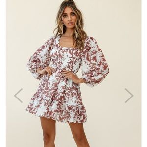 Selfie Leslie Long Sleeve Dress